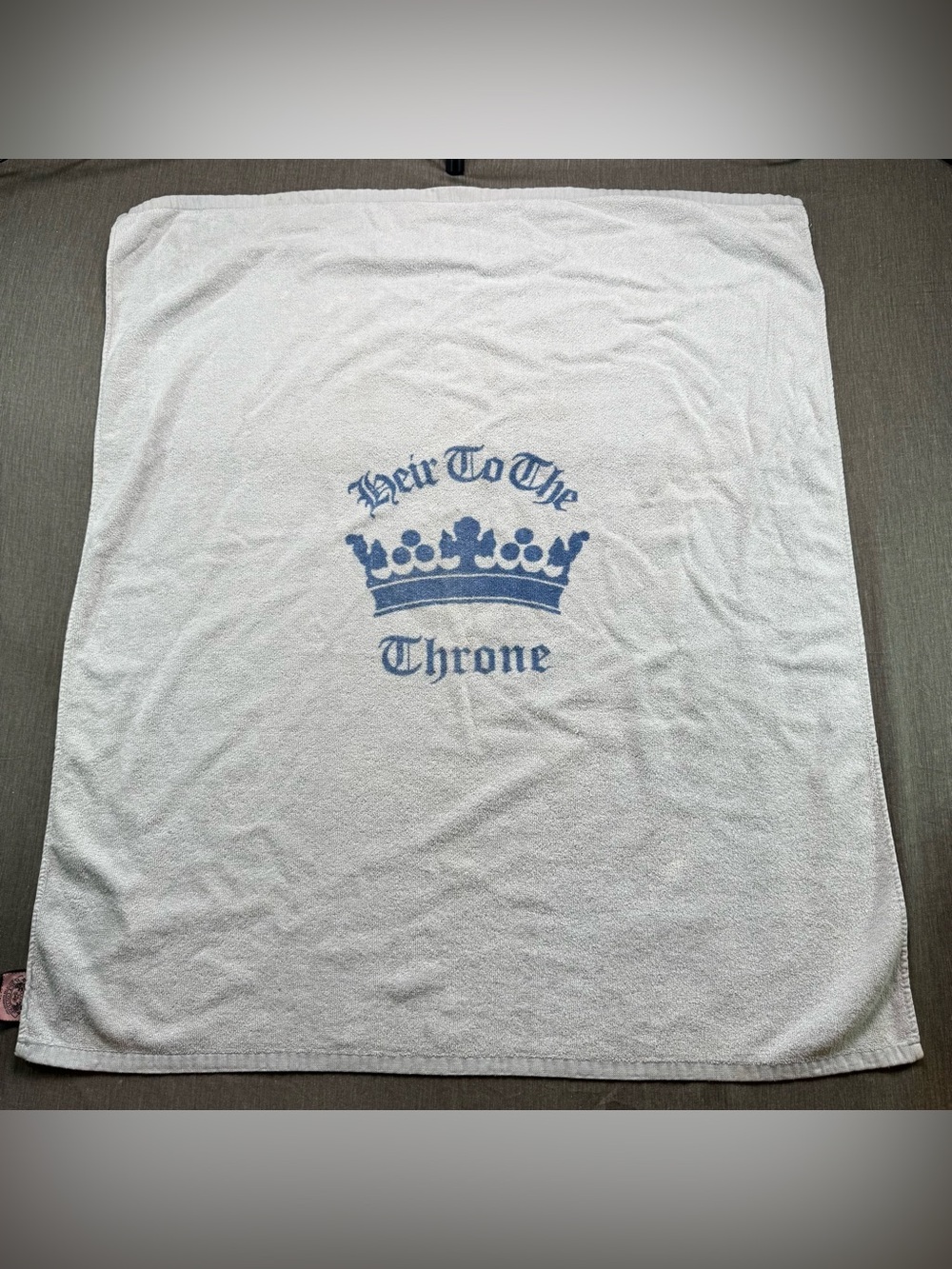 Vintage Y2K Juicy Couture Heir To The Throne Baby Towel Crown Pink Tag 30x34